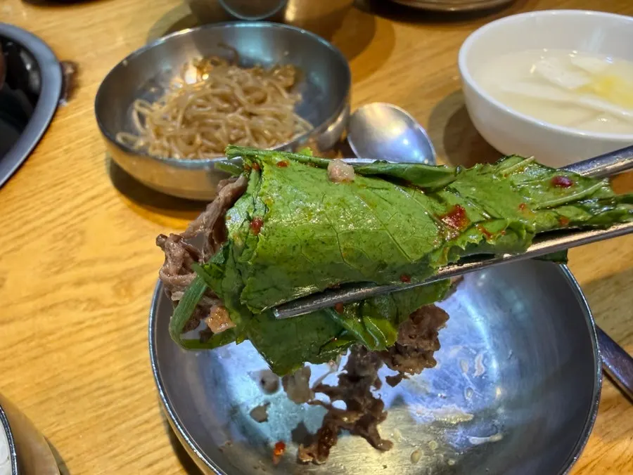 Korean beef bulgogi and broth