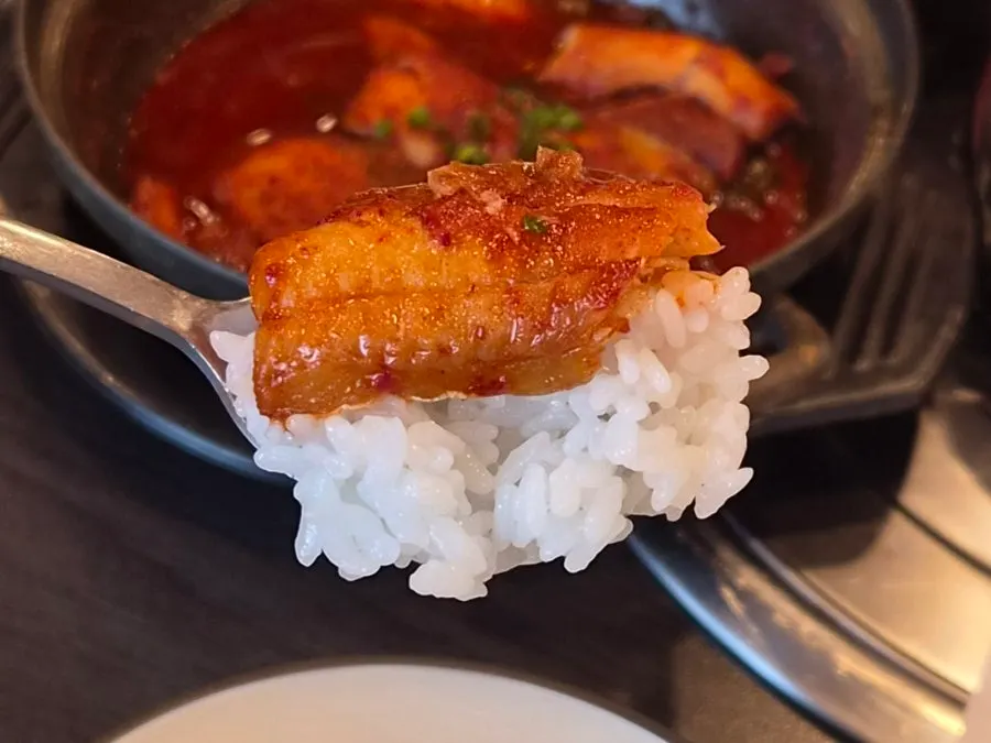 빨간 양념의 순살은갈치조림 1인분
