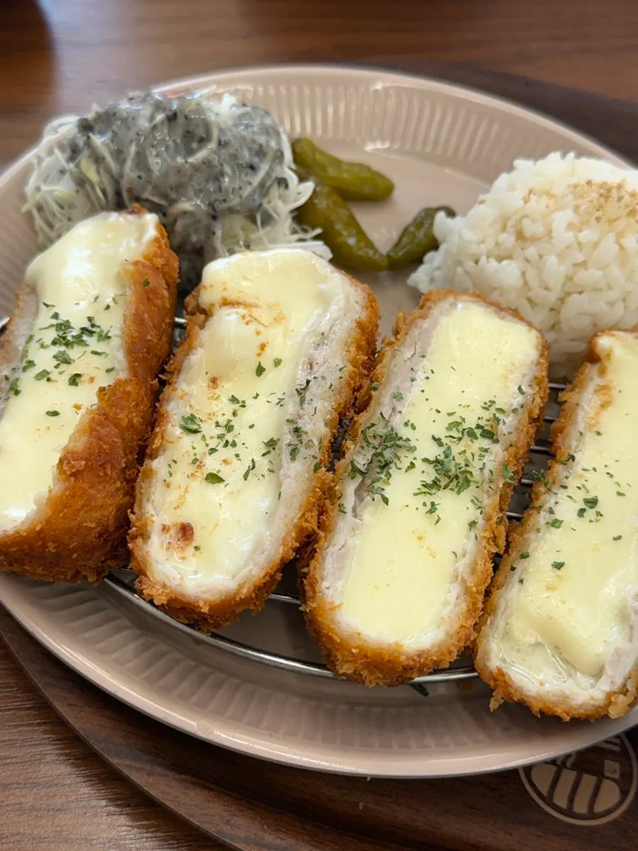 Cheese katsu set with mini cold soba