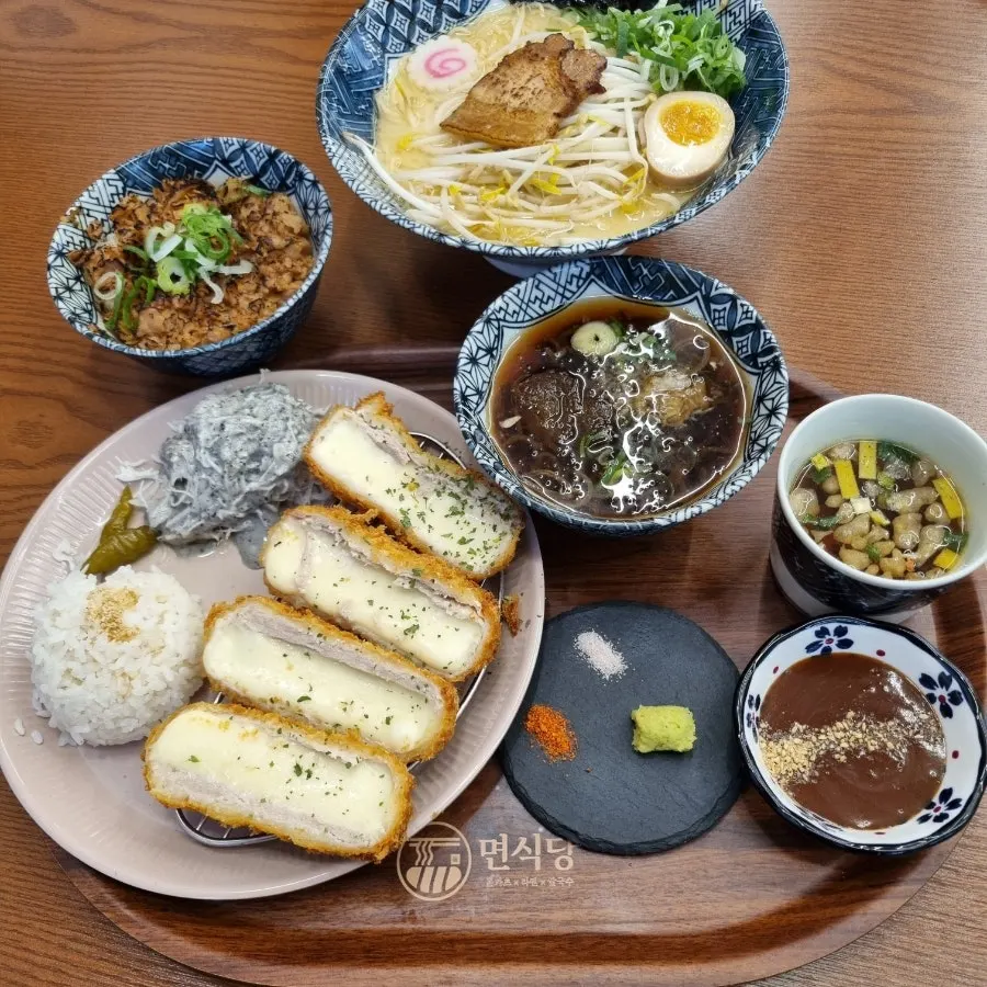 Myeonsikdang signature menu
