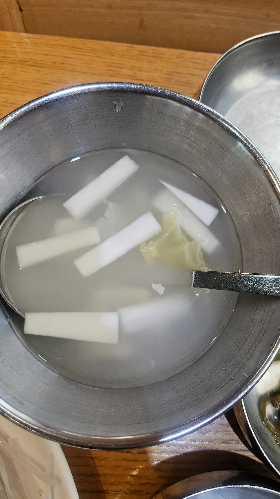불고기와 함께 나온 밑반찬