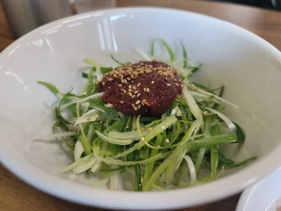 Shredded scallion side dish at Ttukbangjip