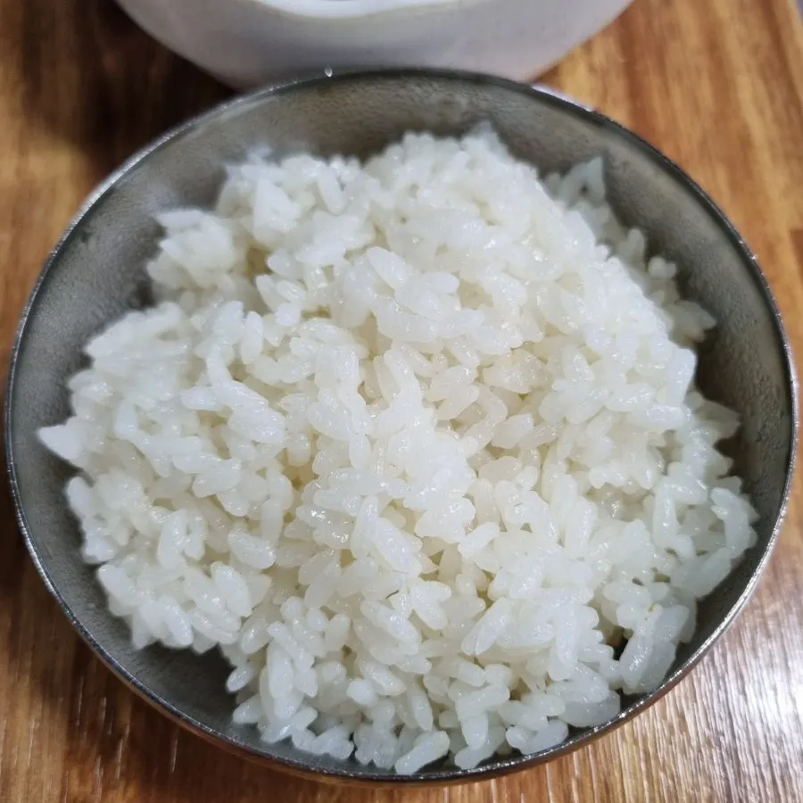 Soybean soup made with just cabbage