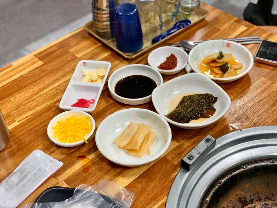 먹기 좋게 손질된 생장어 1kg