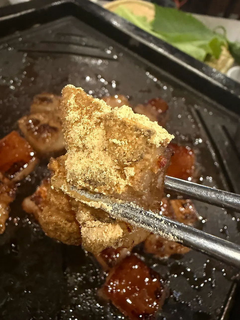 불판에 구운 칼집 껍데기