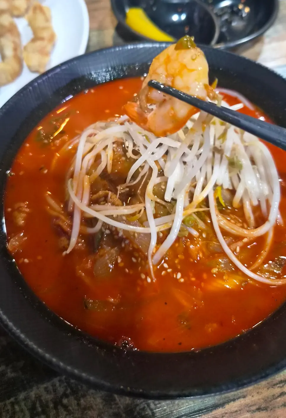 具材がぎっしりのスンドゥブチャンポン飯