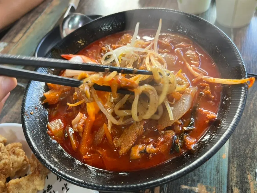 고기와 해산물이 들어간 교동짬뽕 짬뽕