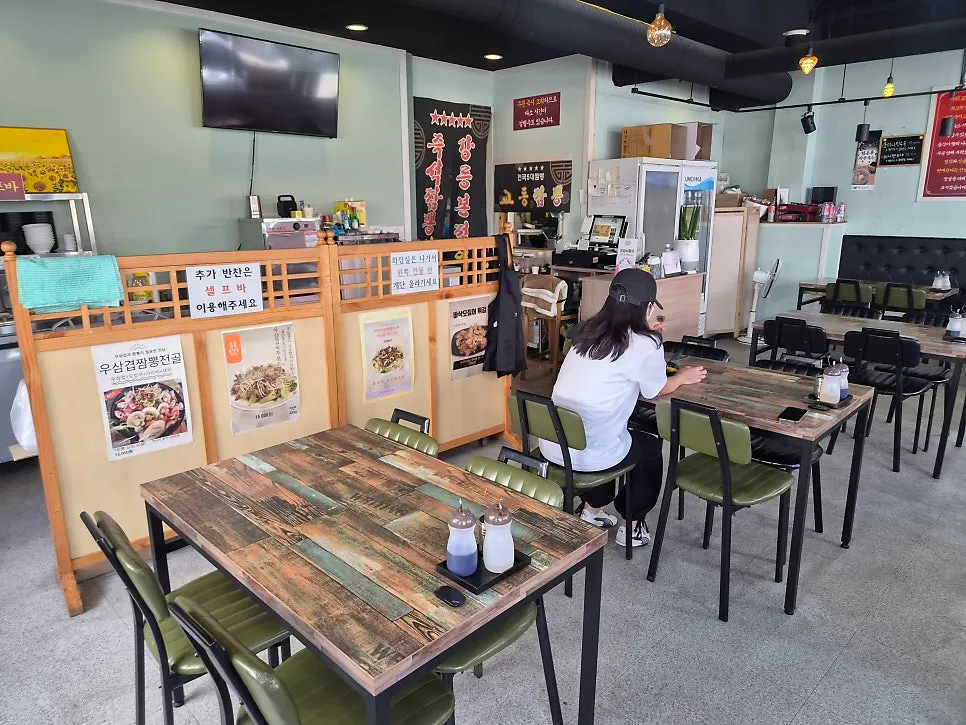 Interior of Gyodong Jjamppong with a neighborhood Chinese restaurant vibe