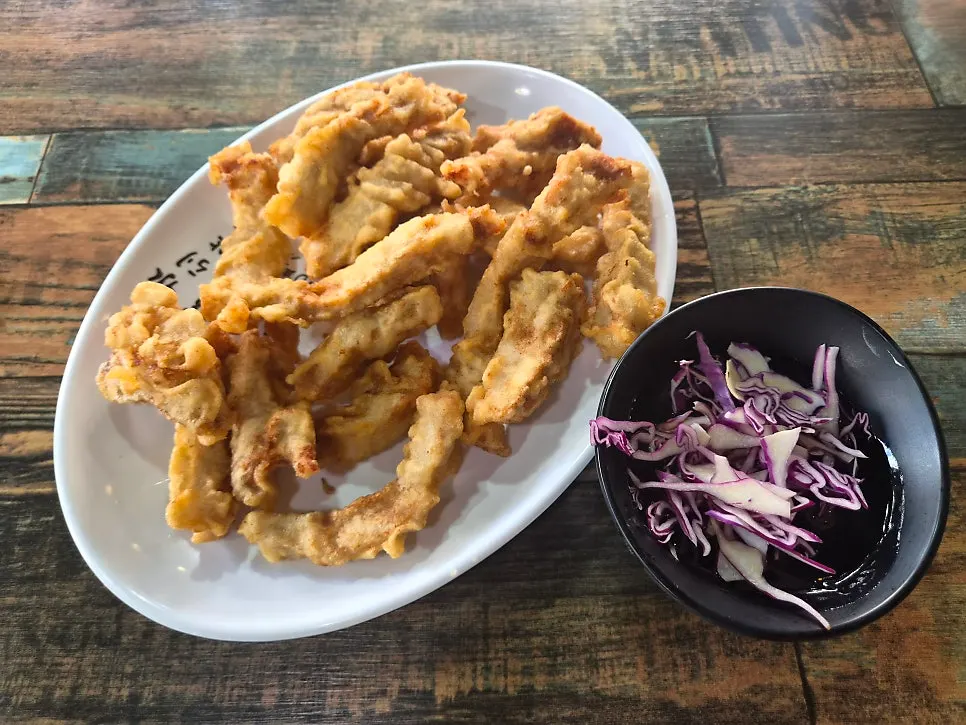 Crispy fried tangsuyuk from Gyodong Jjamppong