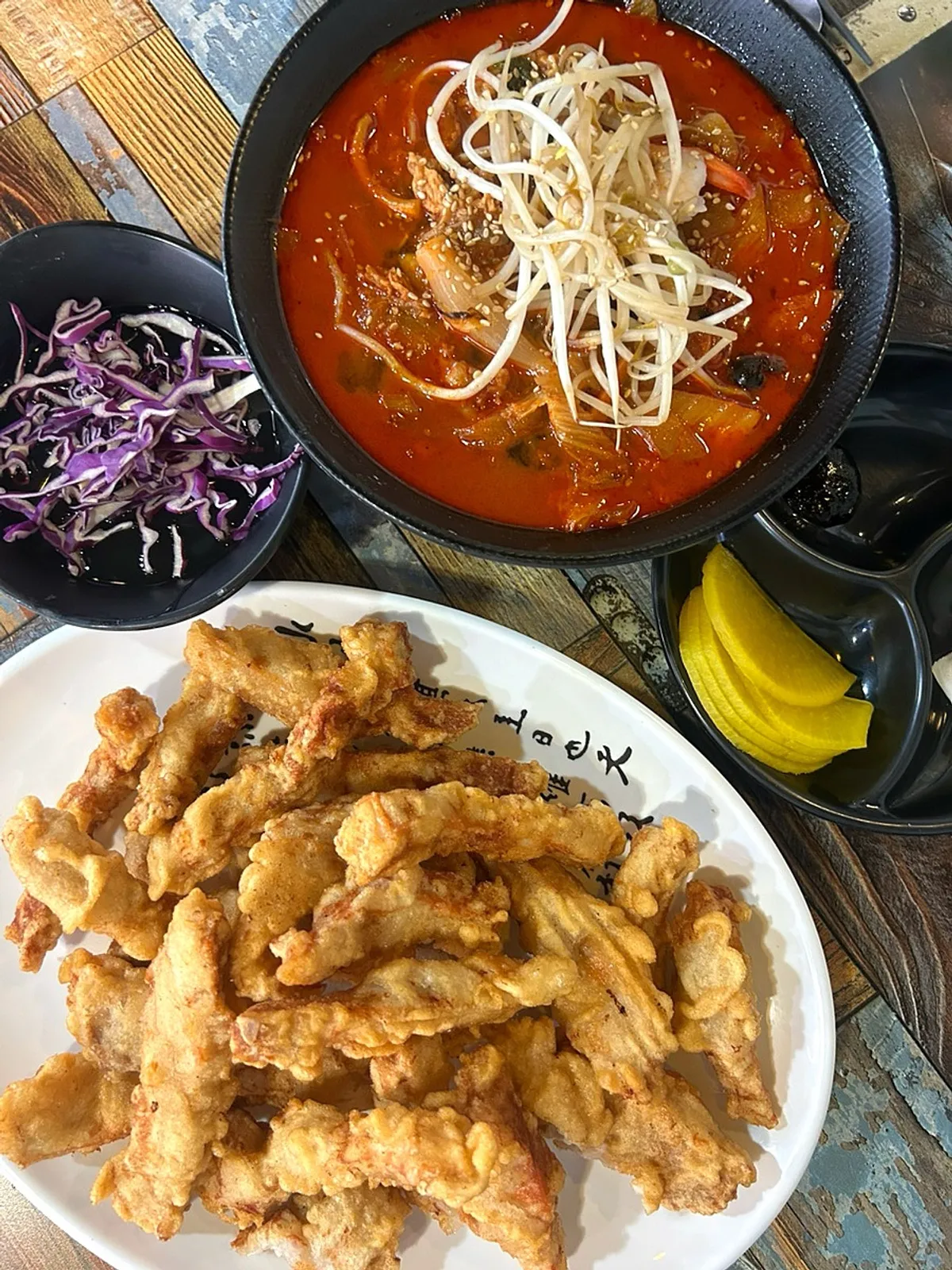 교동짬뽕 용정점 짬뽕과 찹쌀 탕수육 상차림