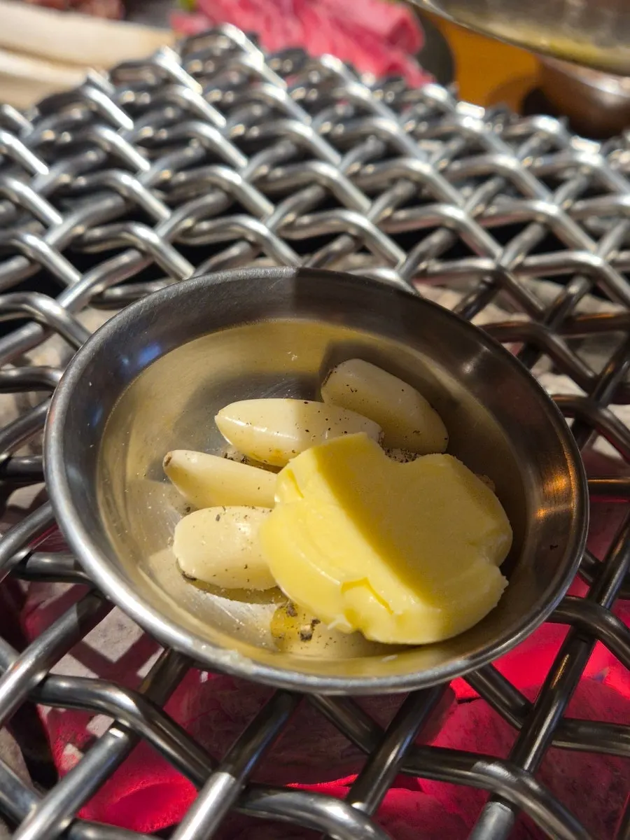 Golden, well-cooked butter garlic