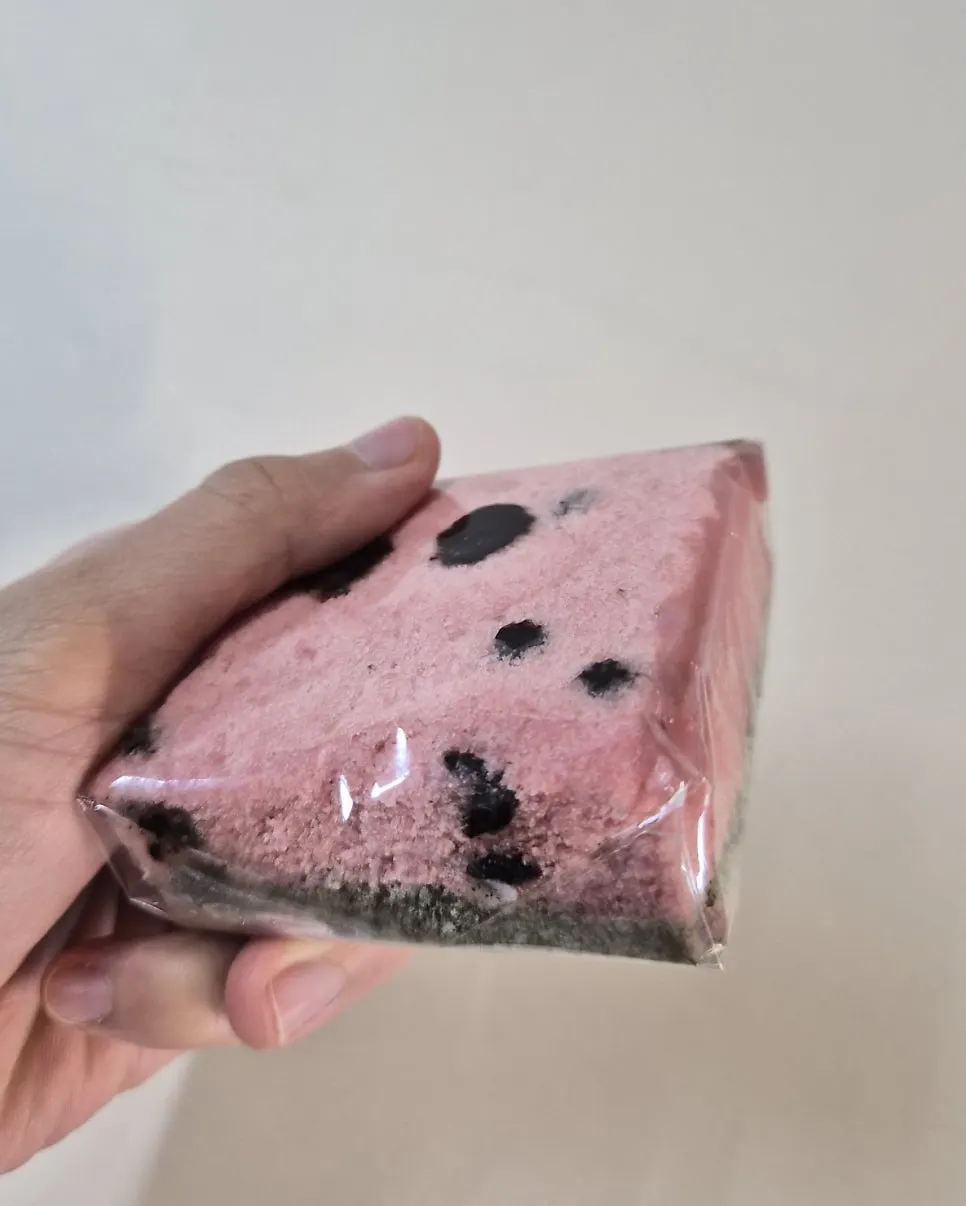 쑥향이 진한 카스테라 인절미
