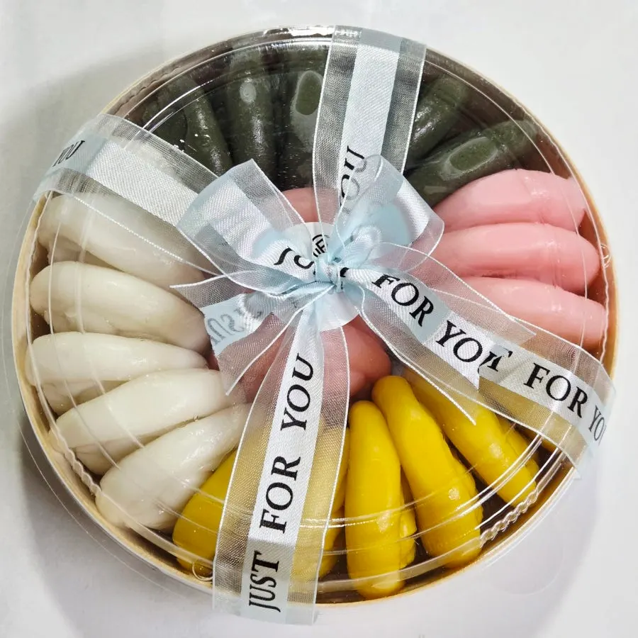 Ribbon-wrapped Tteokmama rice cake set