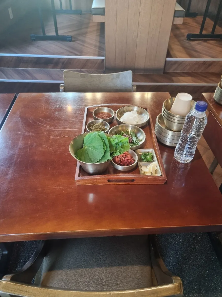 청미관 세종나성본점 홀 전경
