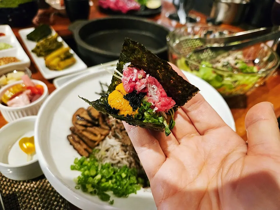 Uni enjoyed with Korean beef