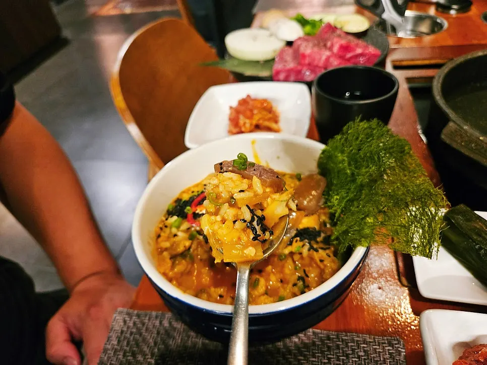 Seafood soybean-paste porridge with mushrooms and vegetables