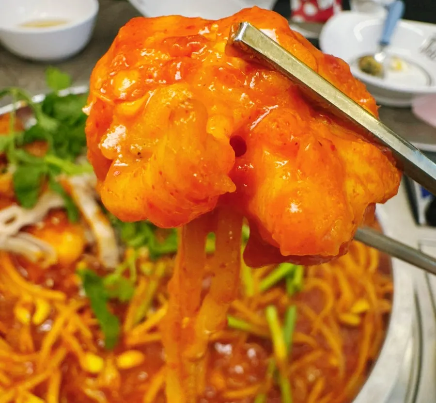 무뼈로 주문한 철판 아구찜