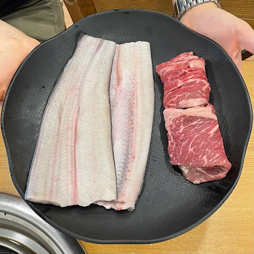 First serving of eel and sirloin