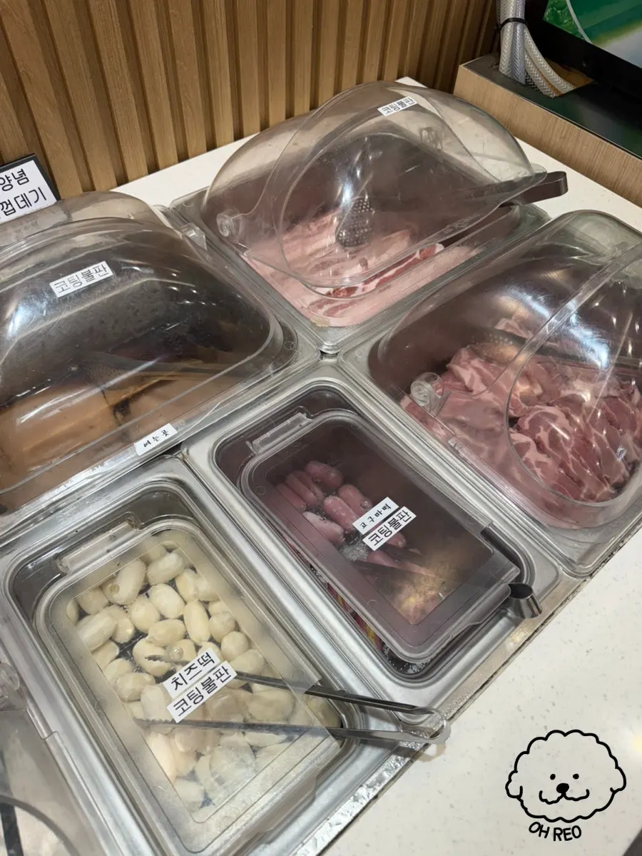 장소담 셀프바 순대와 떡볶이 분식 코너