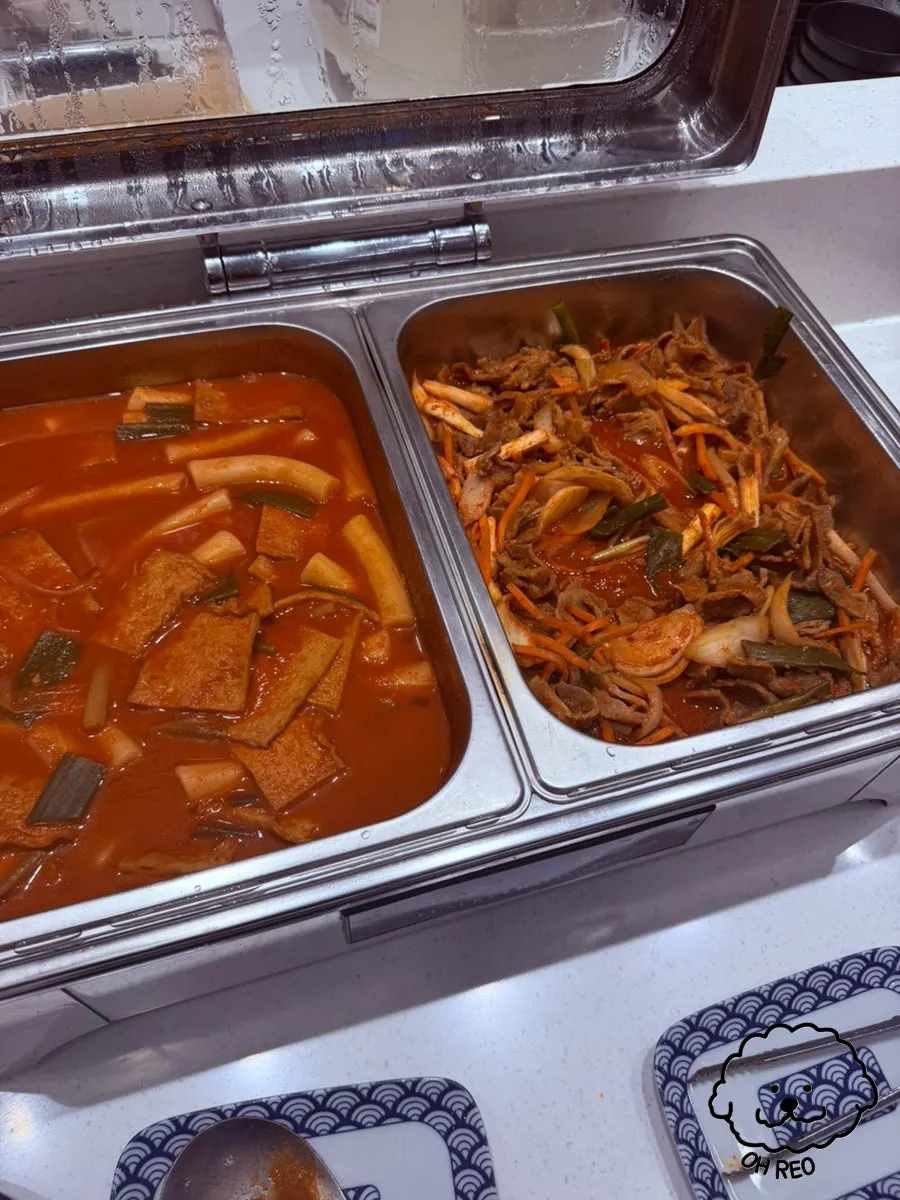 장소담 셀프바 메뉴 접시 사진