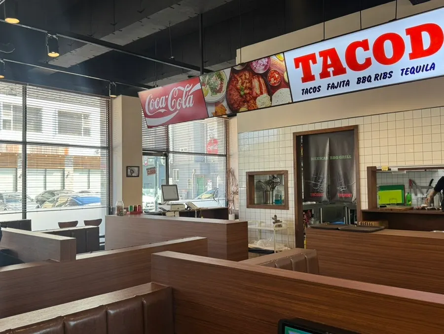 Atmosphere inside Taco Dot Cheongna Branch