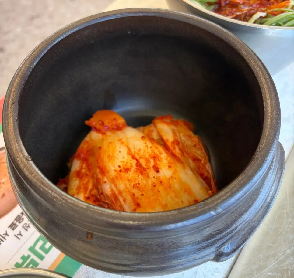 Ripened kimchi to eat with pork belly