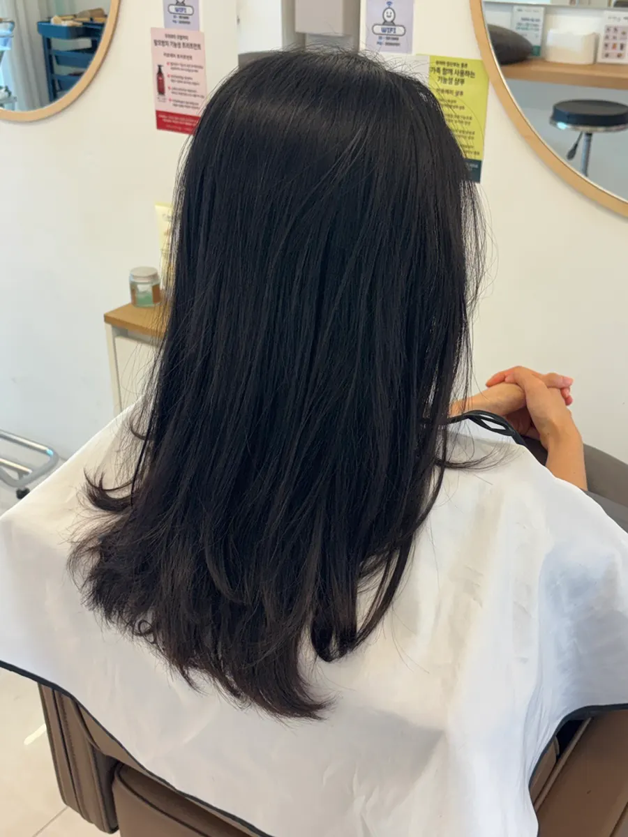 Back view after finishing treatment at Goeum Hair Salon in Cheongna