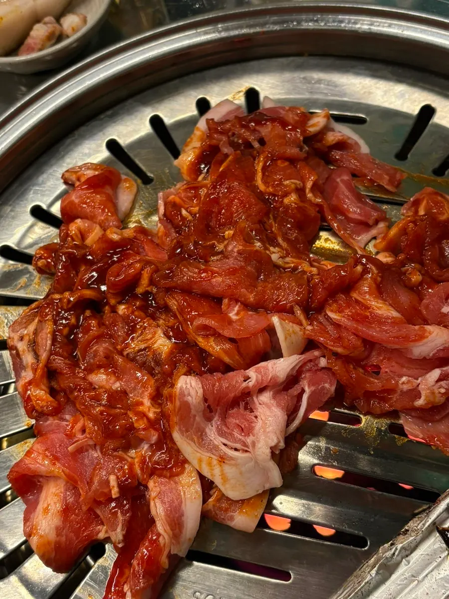 Table setting with gochujang charcoal bulgogi