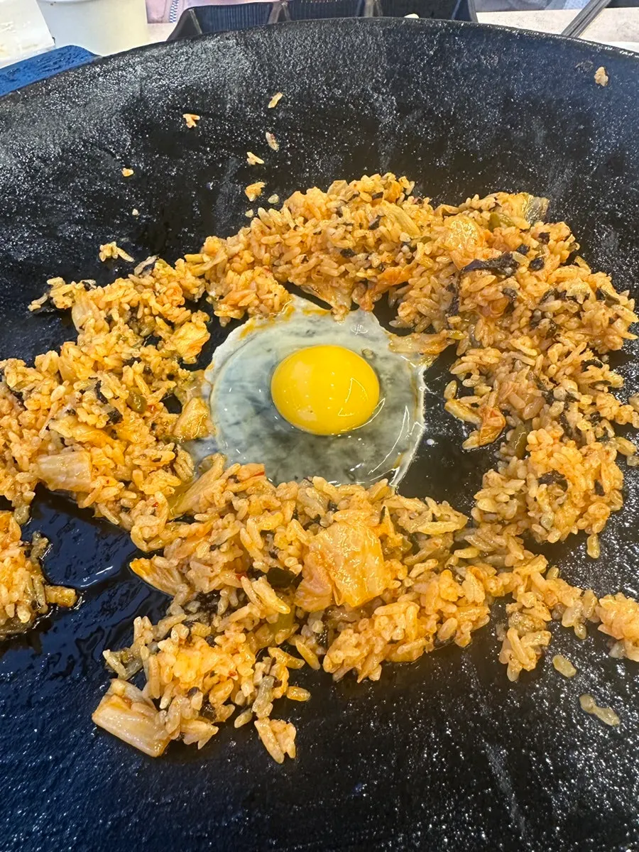Ordering sizzling kimchi fried rice