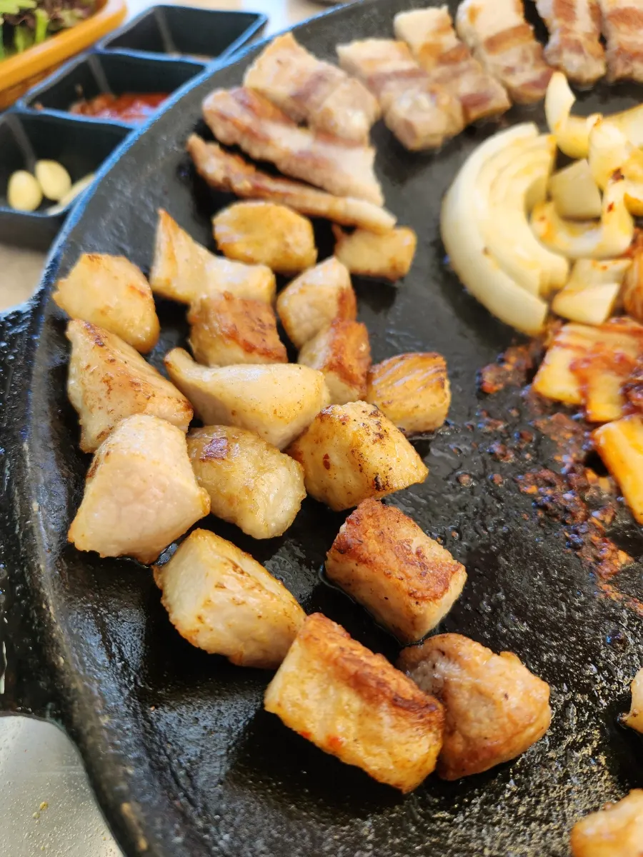 깻잎과 상추 쌈채소 두 종류