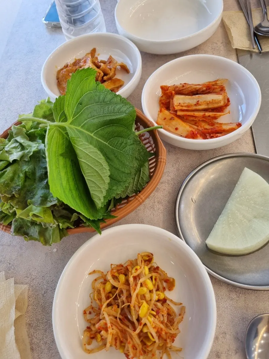 Table set with side dishes