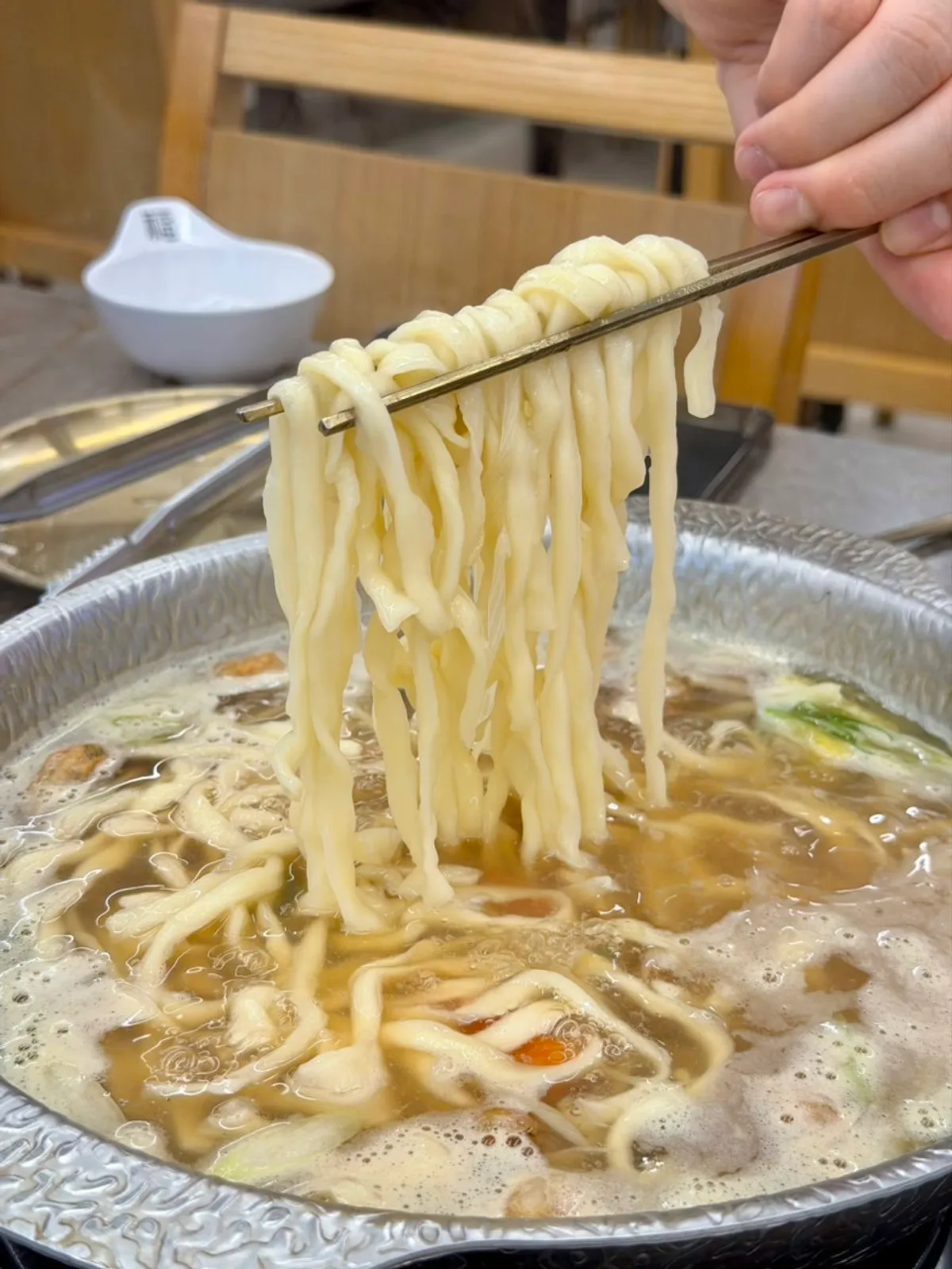 와사비 간장과 수제아구튀김