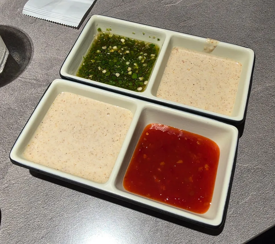 Ingredients for mixing shabu-shabu sauces to taste