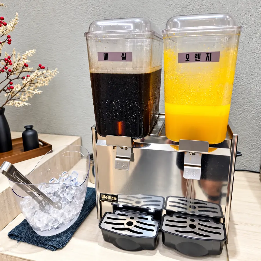 Freely available drink station