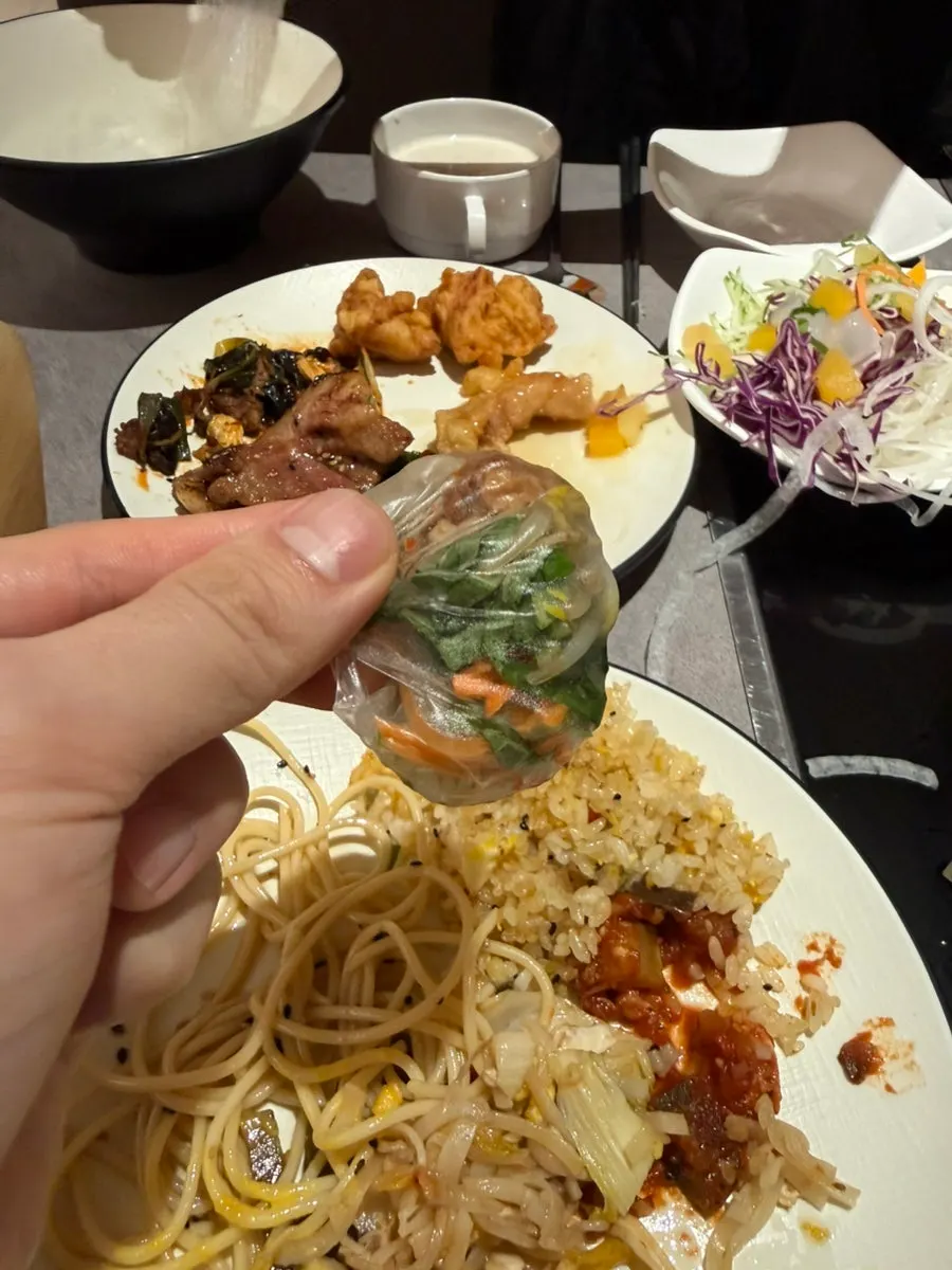 Cheongna shabu-shabu salad bar