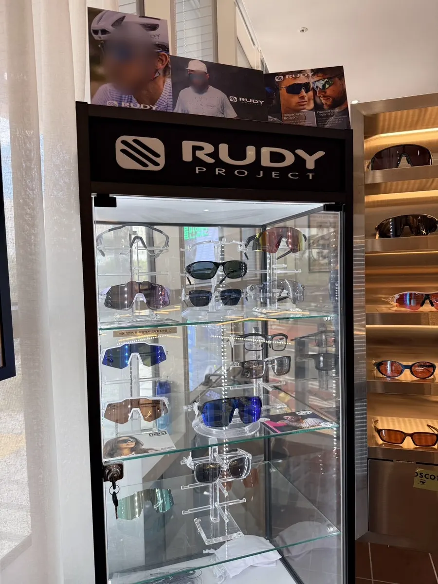 Sports goggles on display that can be fitted with a prescription