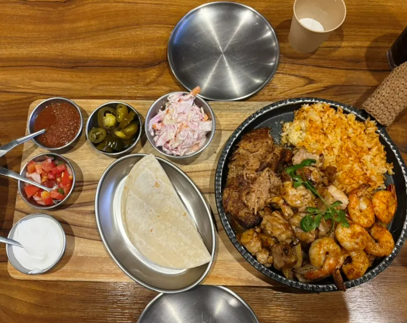 Fajita Platter set on the table