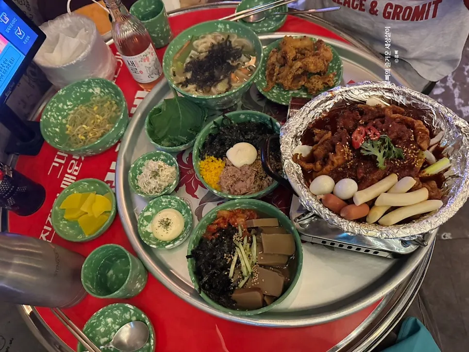 청년닭발1987 홍대점 야장 자리 마무리 사진