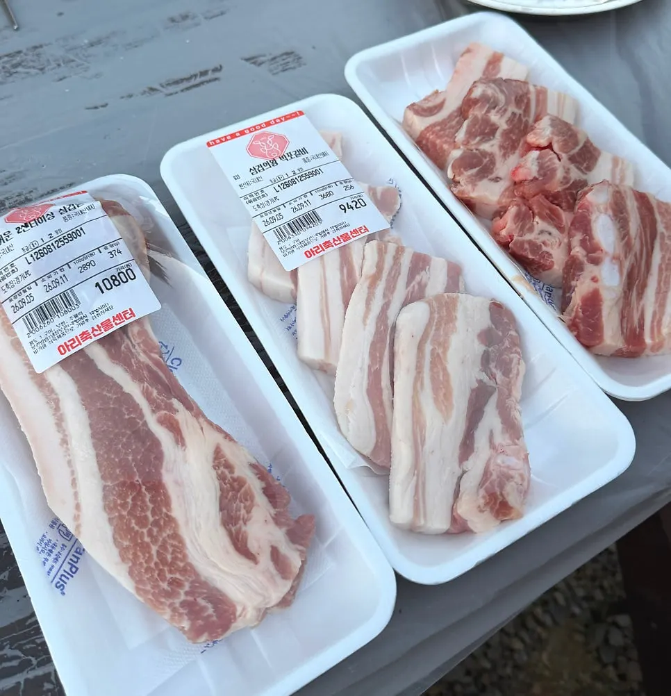 A pack of beef for the child to eat