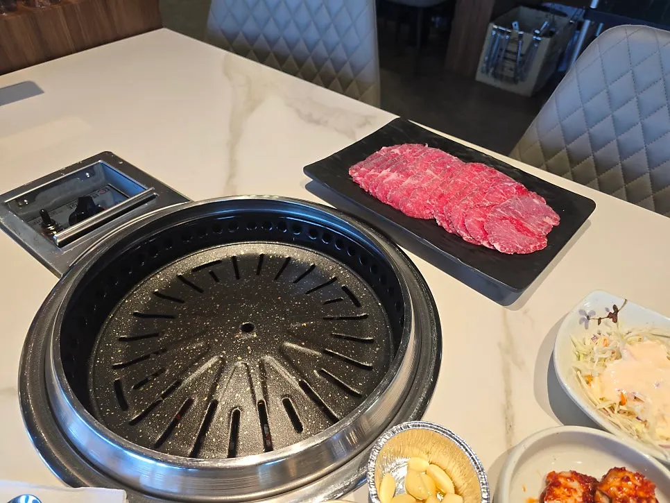 청류옥 한우 채끝등심 대패 300g 한 접시