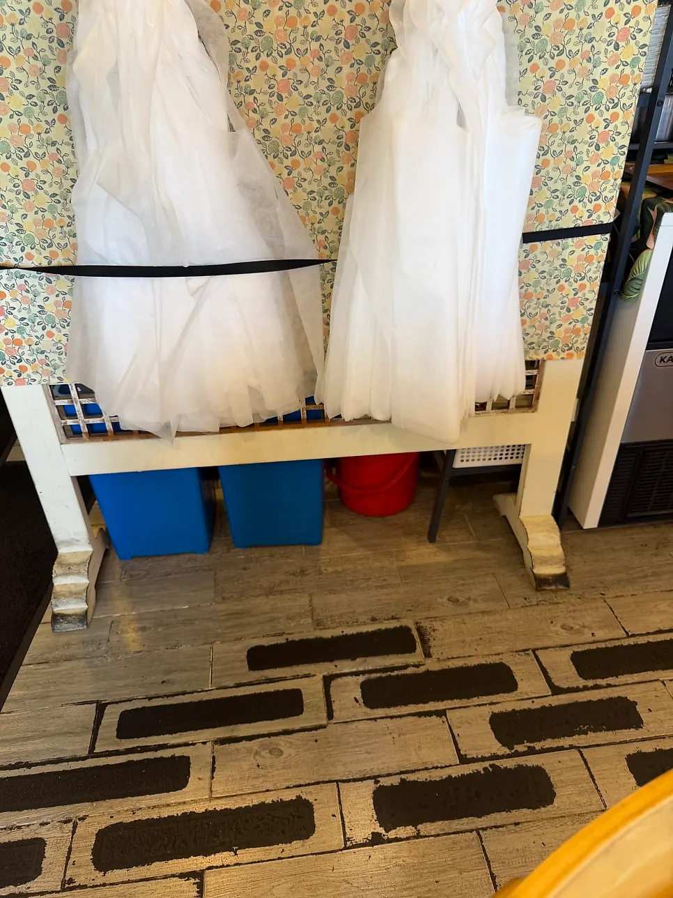 Apron station at Cheongsapo Rice Noodles