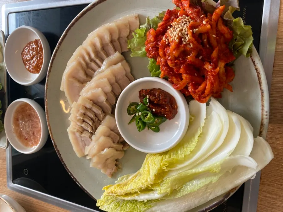 김치와 콩나물, 어묵볶음 기본 반찬