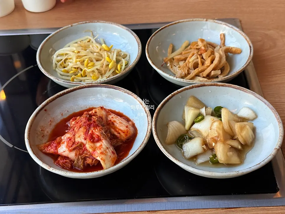 레트로한 델몬트 스타일 물병