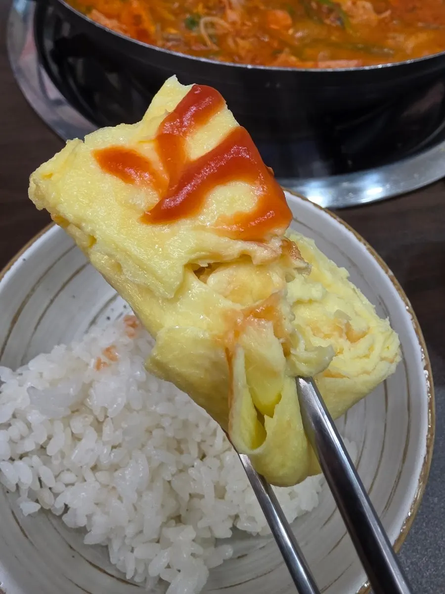 부드러운 계란말이 단면