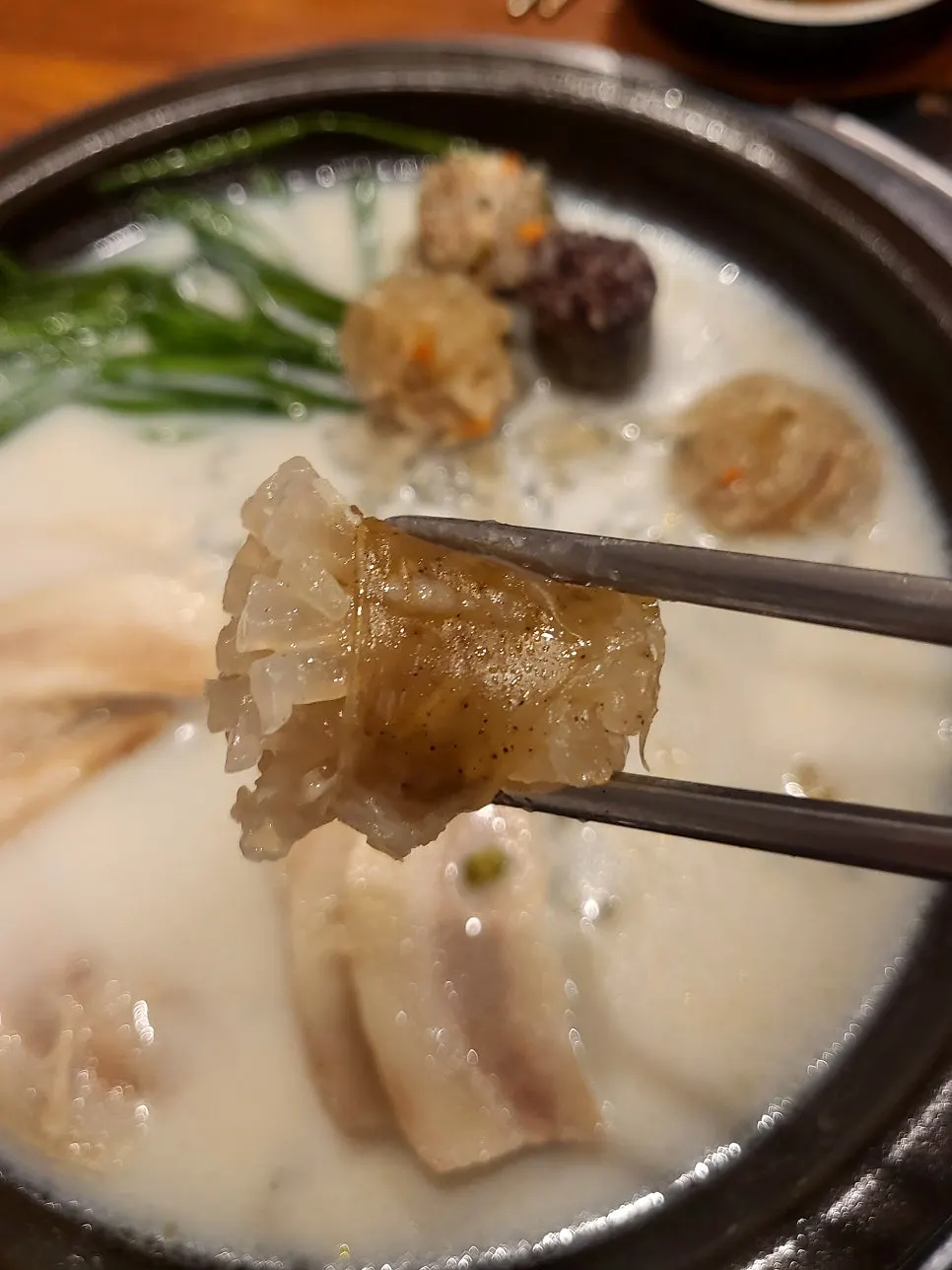 백순대와 찰순대가 담긴 보승회관 순대