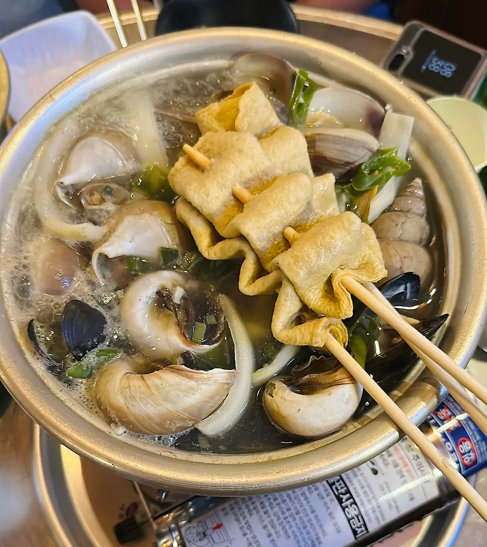 Skewered fish cake in the whelk hotpot