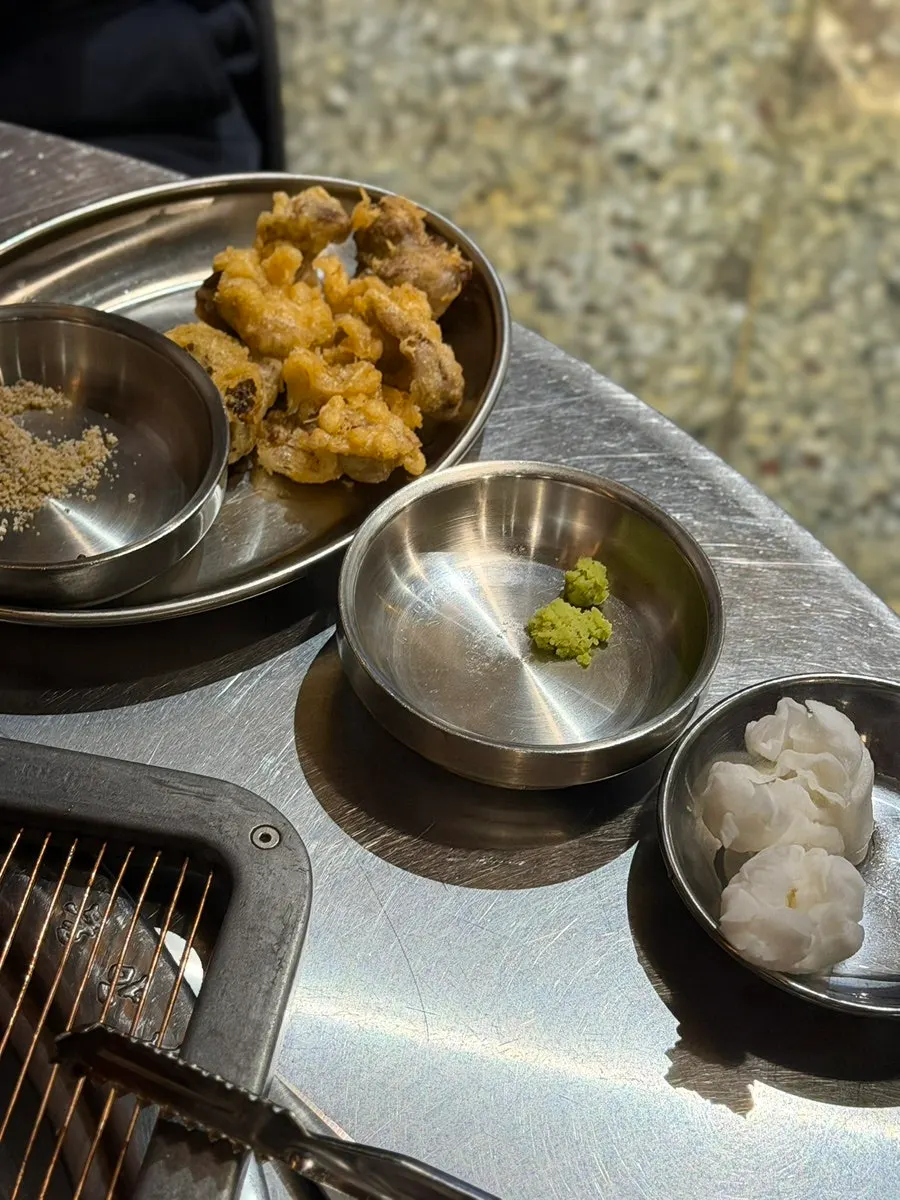 서비스로 나온 온도계 똥집튀김