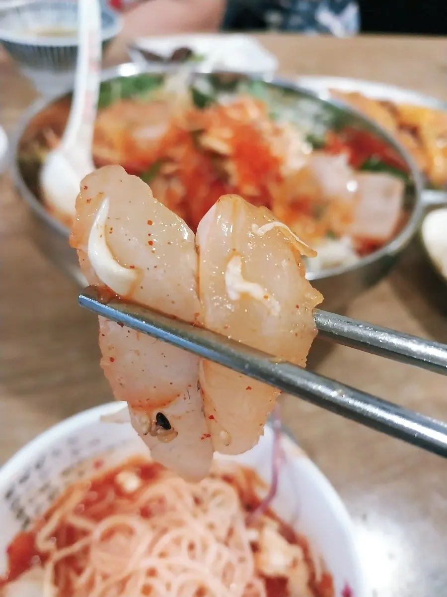 살얼음 육수가 있는 물회