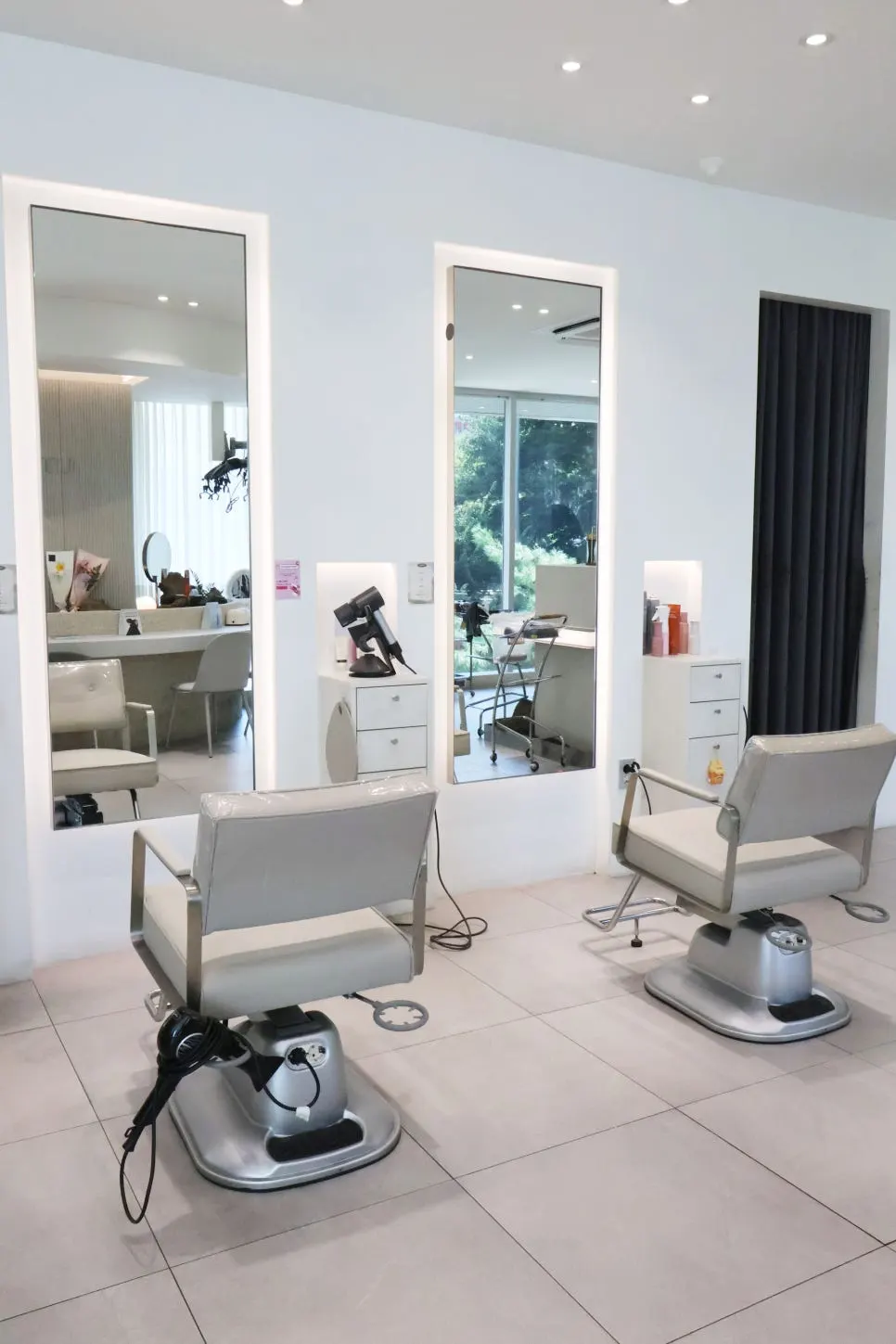 Calmer hair color after the tone-down dye