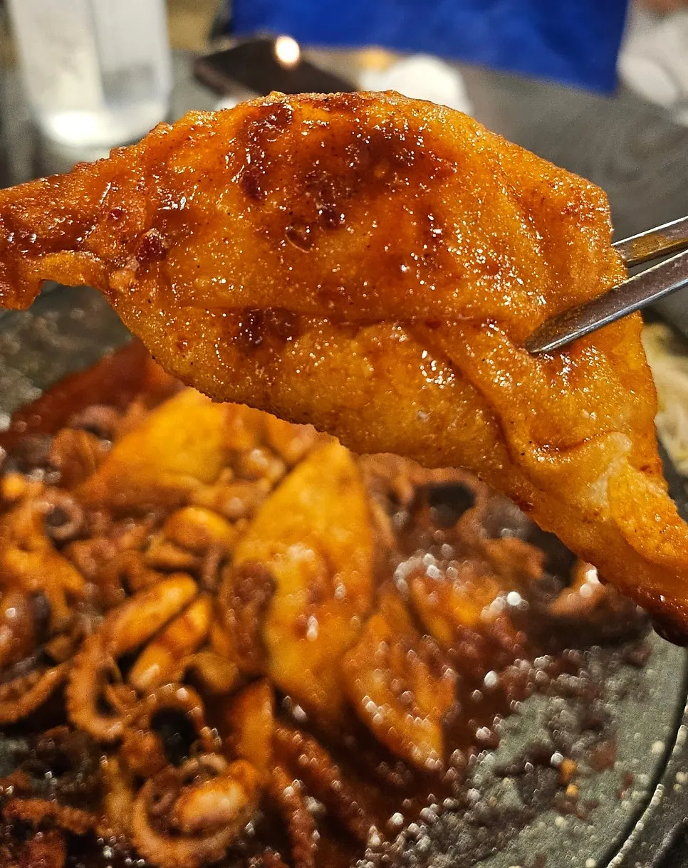 Flying-fish-roe fried rice with yaki mandu